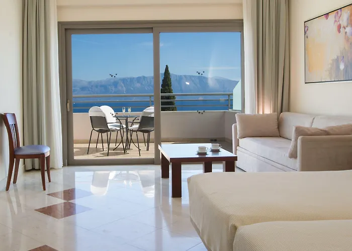 Porto Galini Seaside & Semesteranläggning (resort) Nikiana