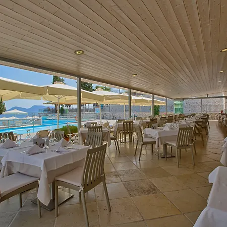 Porto Galini Seaside & 5* Nikiána