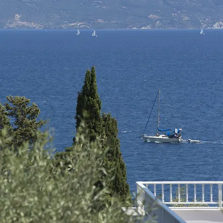 Porto Galini Seaside & 5* Nikiána