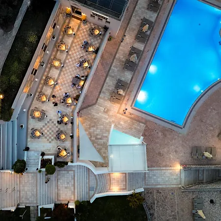 Resort Porto Galini Seaside &